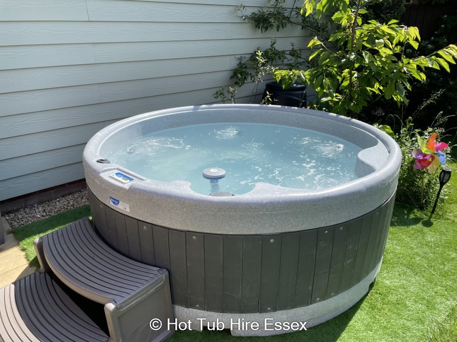 Hot Tub Hire | Spa Bath | Jacuzzi Rental | Essex